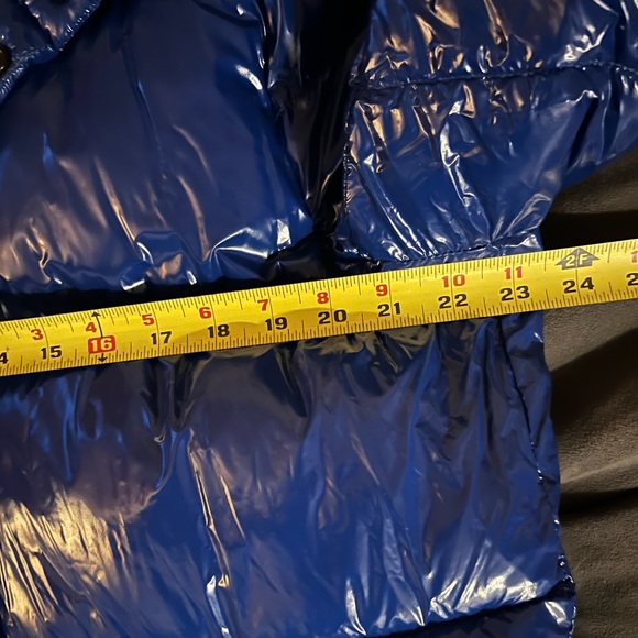 Michael Kors glossy blue puffer jacket men’s - Picture 5 of 6